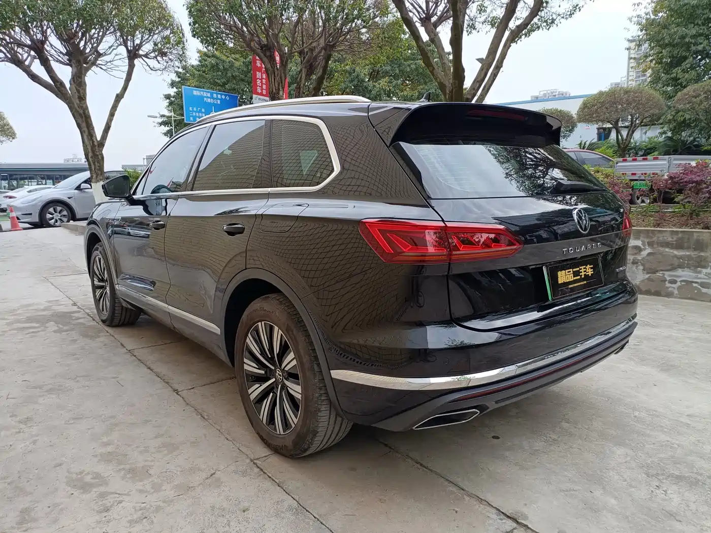 VOLKSWAGEN TOUAREG NEW ENERGY