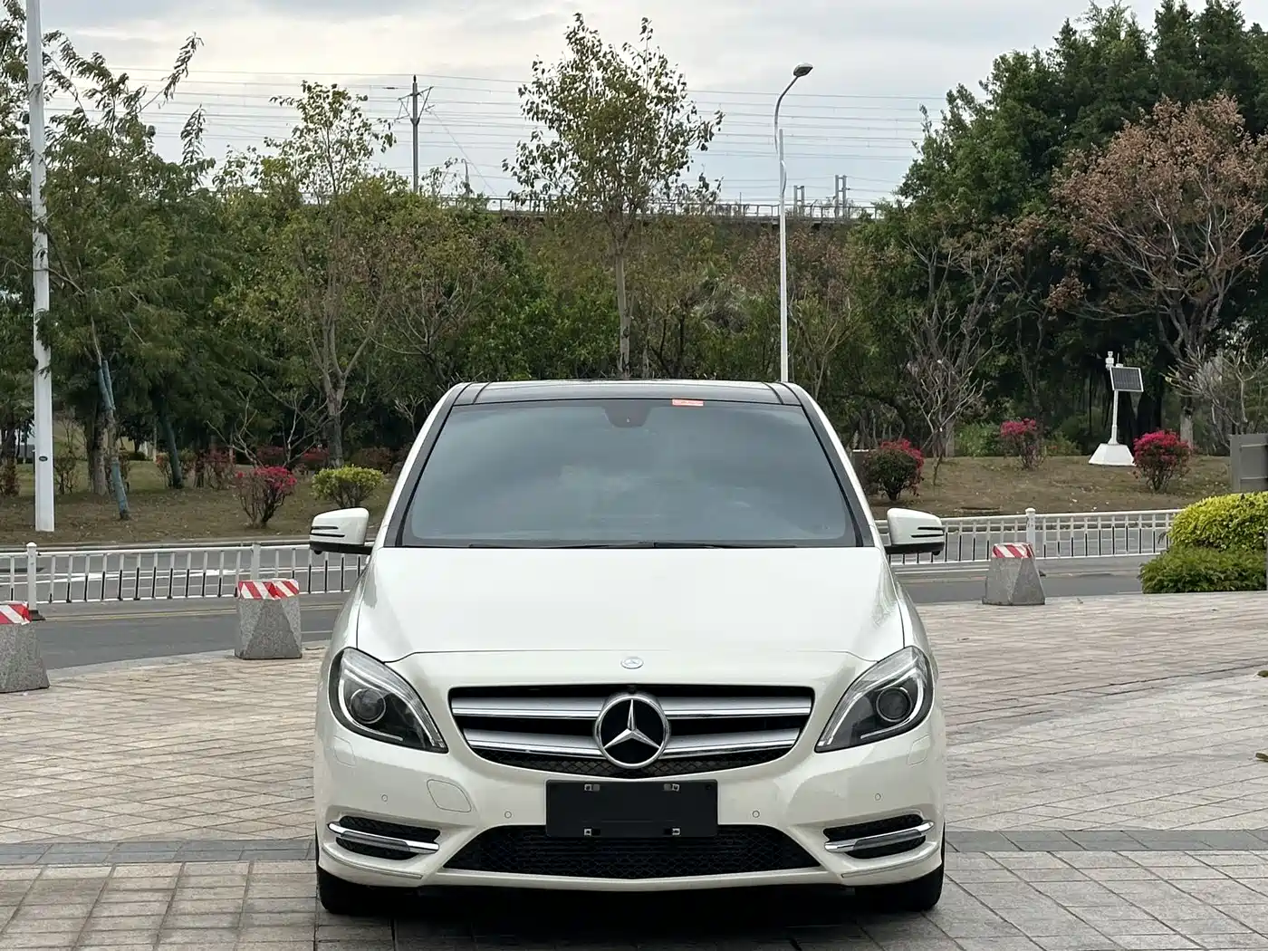Mercedes-Benz B-Class 2012 B 200 фото 2