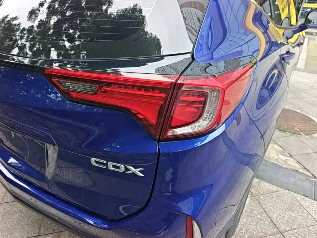 Фото 8 - Acura CDX