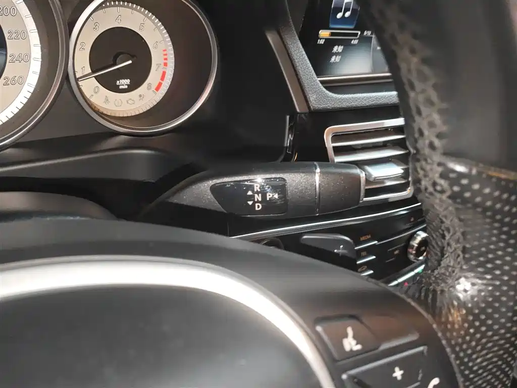 Mercedes-Benz E-Class 2015 Facelift E 260 L Sport фото 10