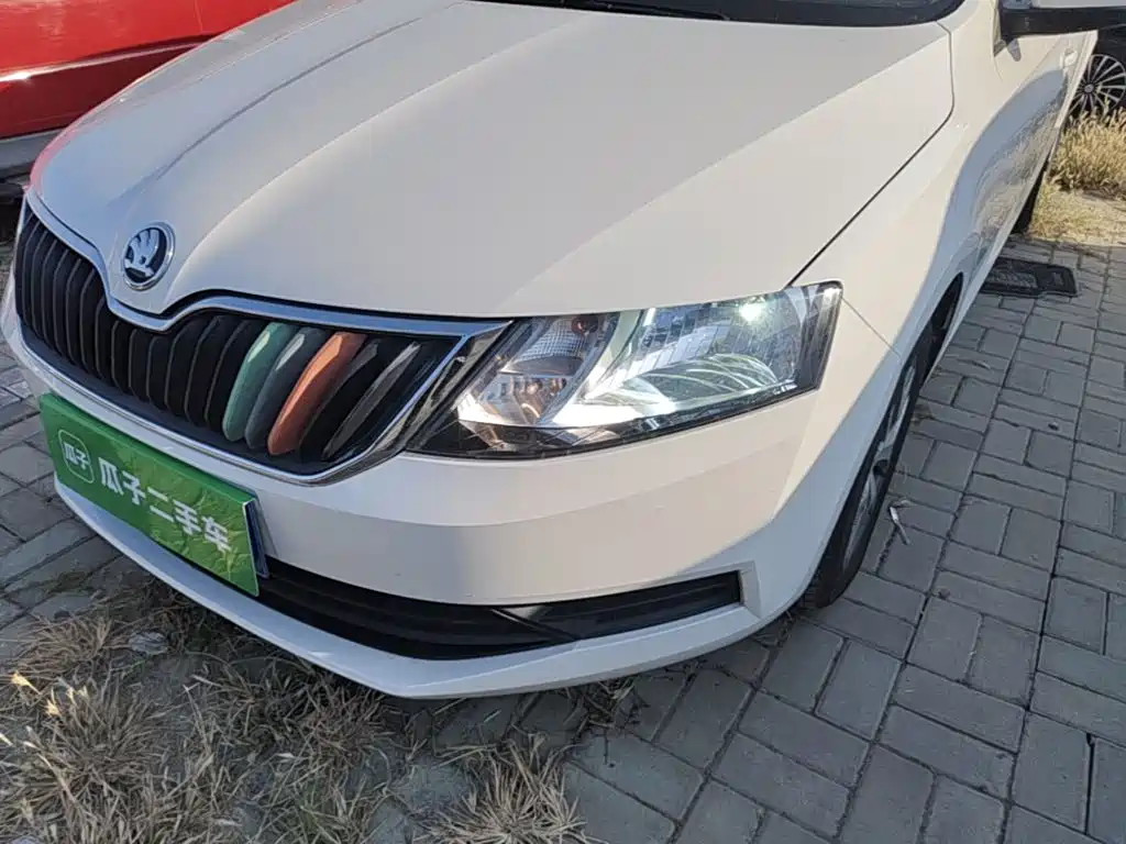 Škoda Skoda Rapid Spaceback 2018 2018 1.6L Automatic Standard