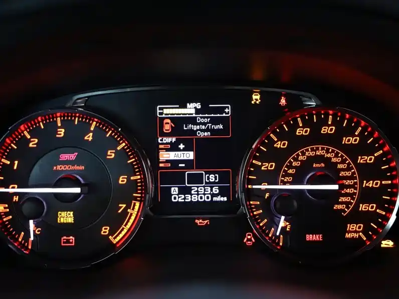 Photo 5 - Subaru Impreza