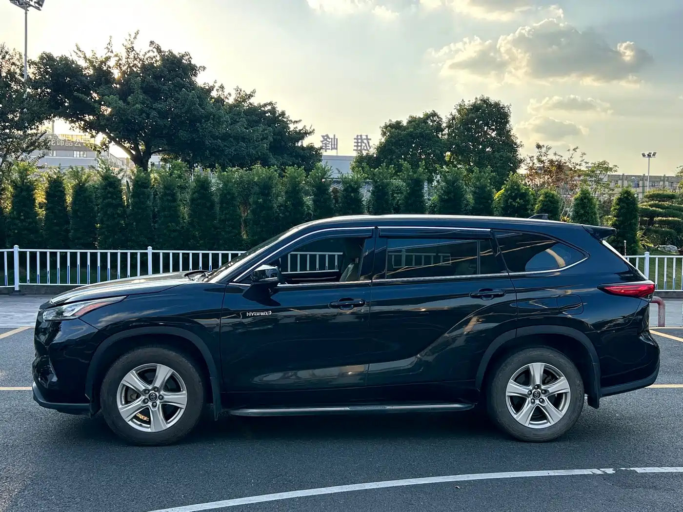 Фото 4 - Toyota Highlander
