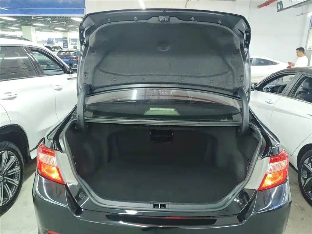 Toyota Camry 2012 Junrui 2.0S Dynamic Edition фото 19