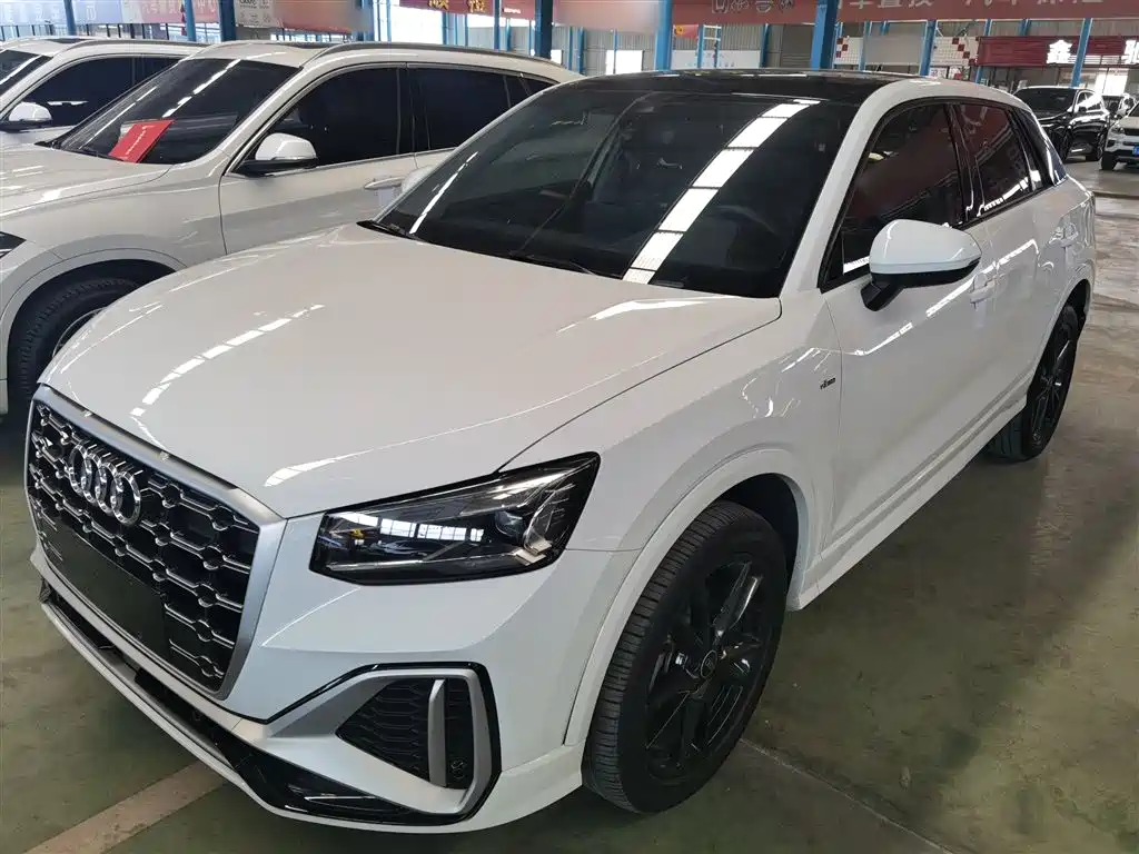 Audi Q2L 2022 35 TFSI Progressive Dynamic