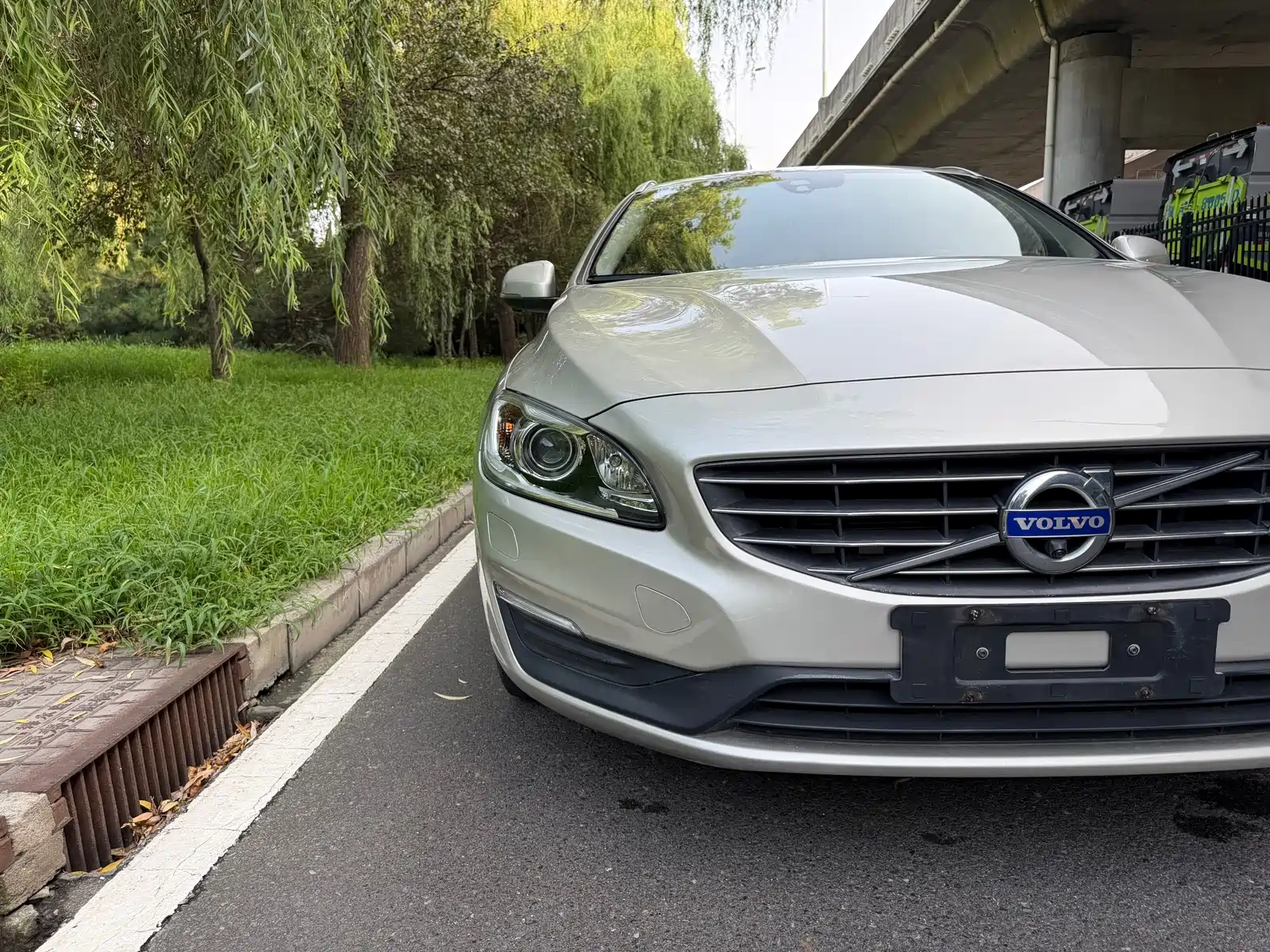 Фото 14 - Volvo V60