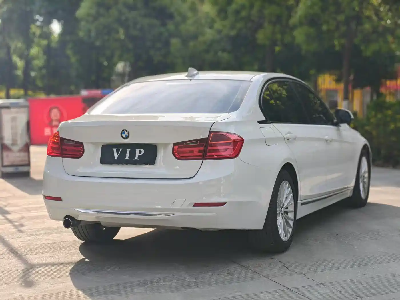 BMW 3 Series 2013 320Li Luxury Design Package фото 5