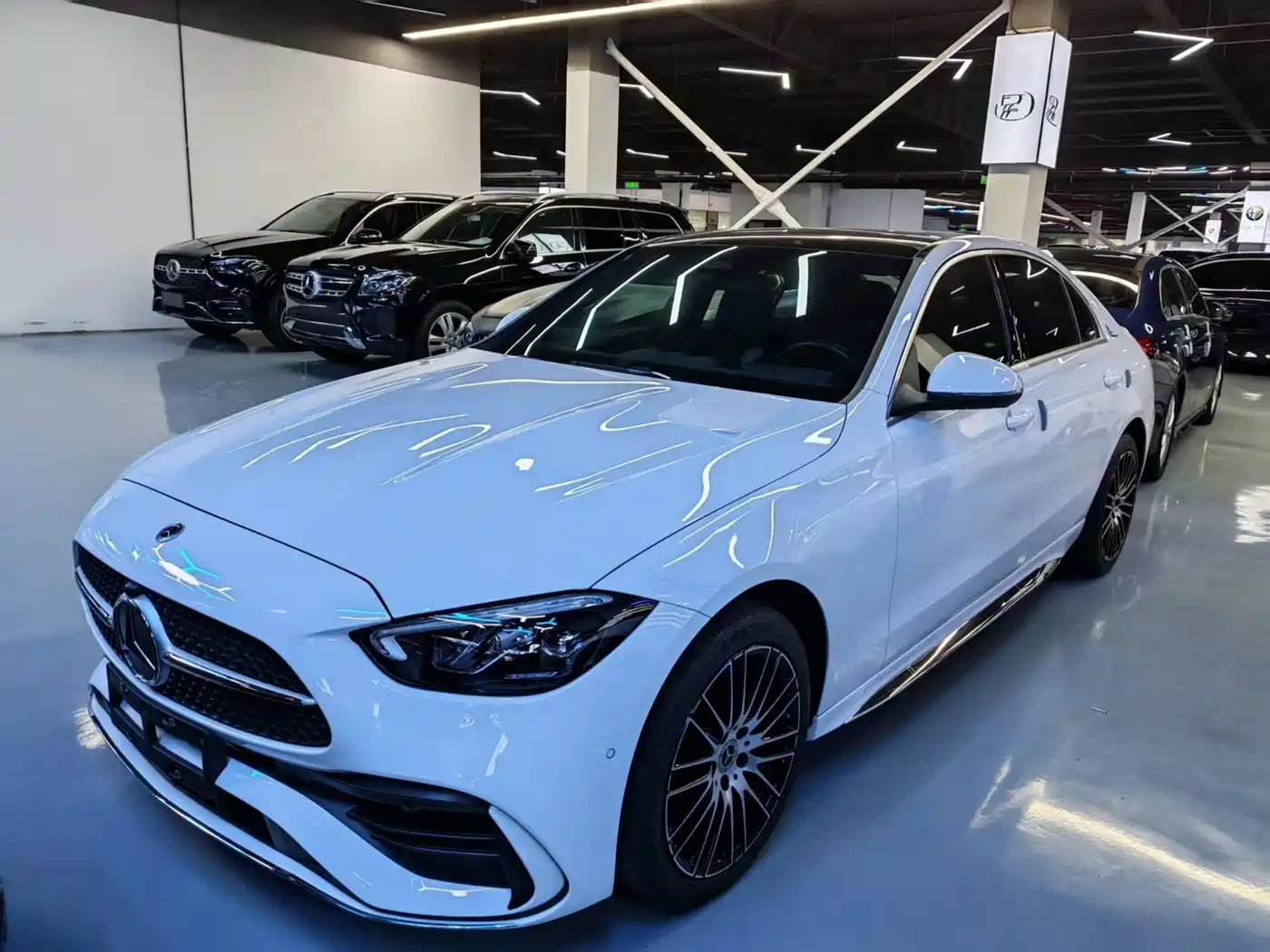 MERCEDES-BENZ C CLASS