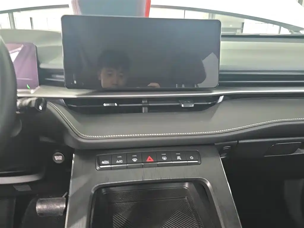 Haval H6 New Energy 2023 DHT-PHEV 110KM Smooth Edition фото 13
