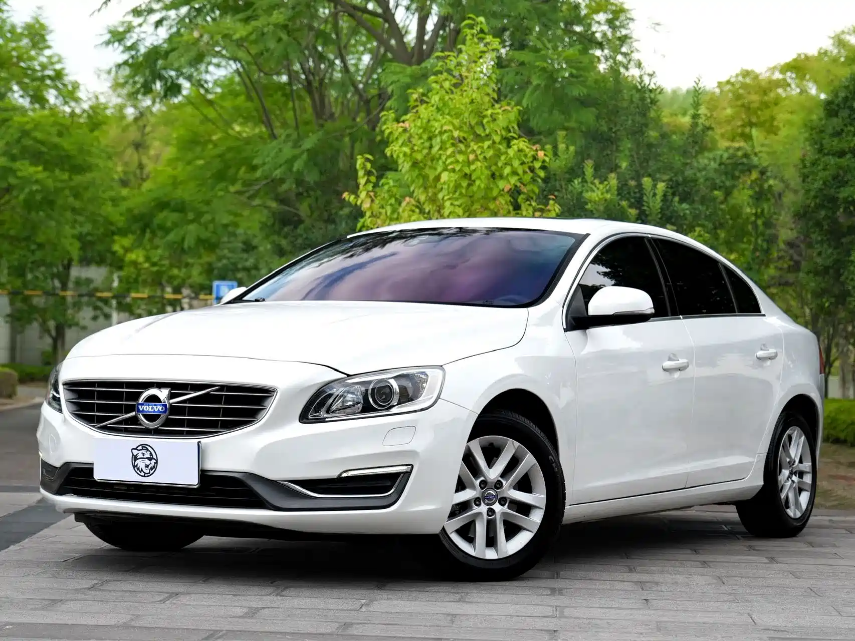 Photo 1 - Volvo S60