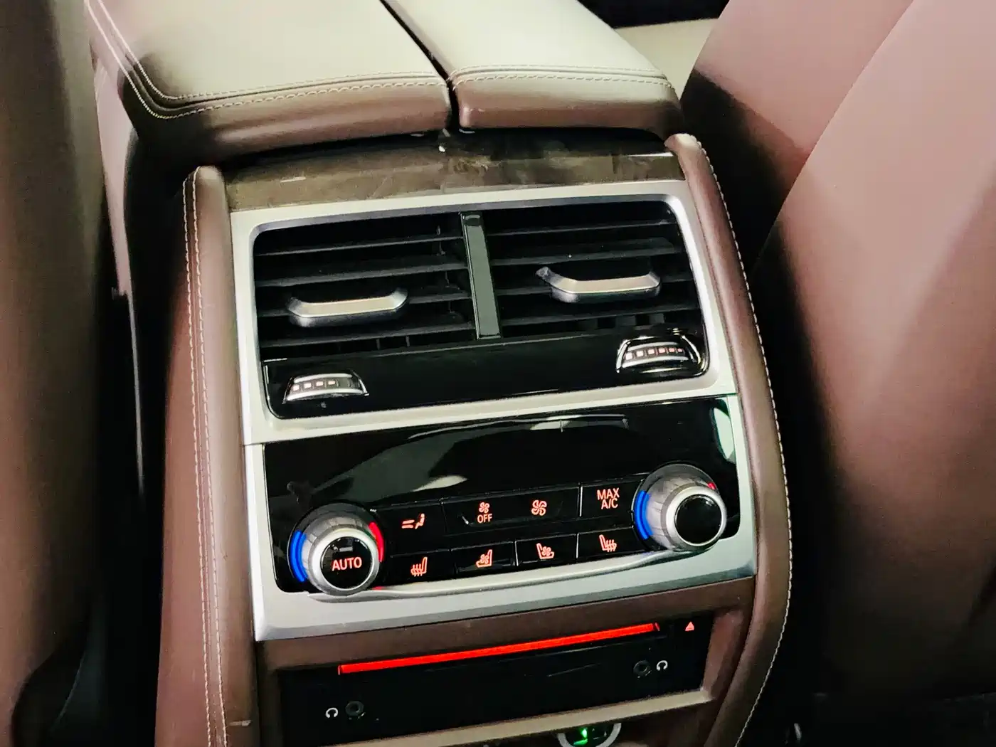 BMW 7 Series 2018 730Li Premium Type Excellence Package фото 12