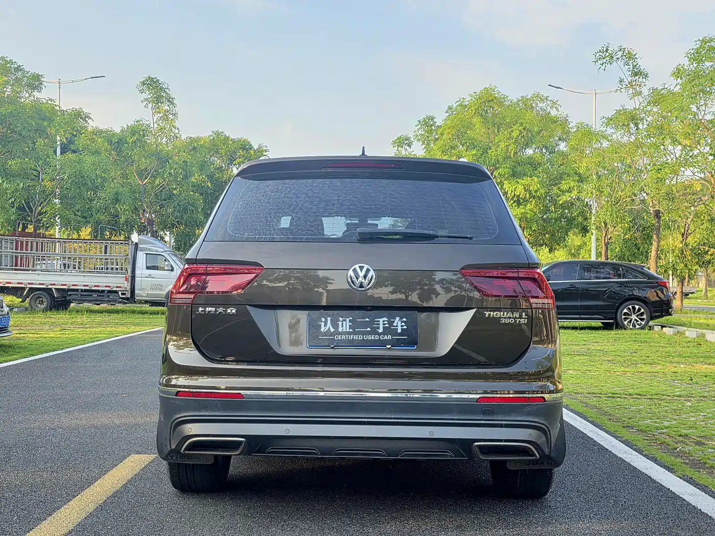 Volkswagen Tiguan L 2018 380TSI Automatic AWD Luxury Edition фото 19