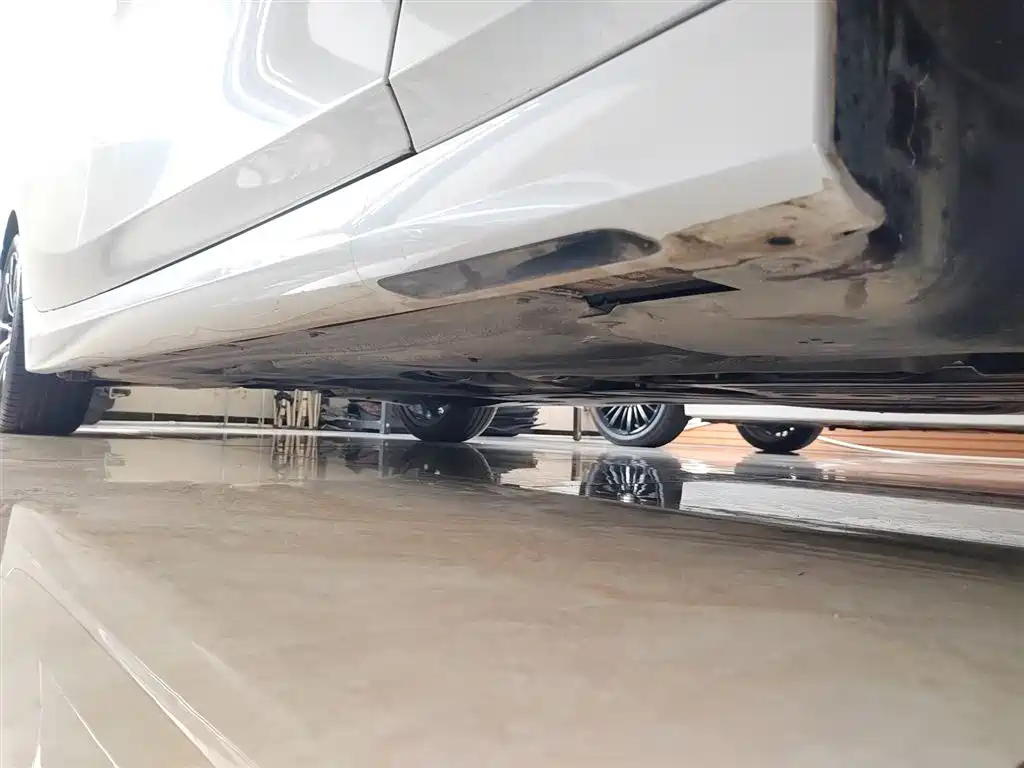 BMW 3 Series 2022 325Li M Sport Package фото 21