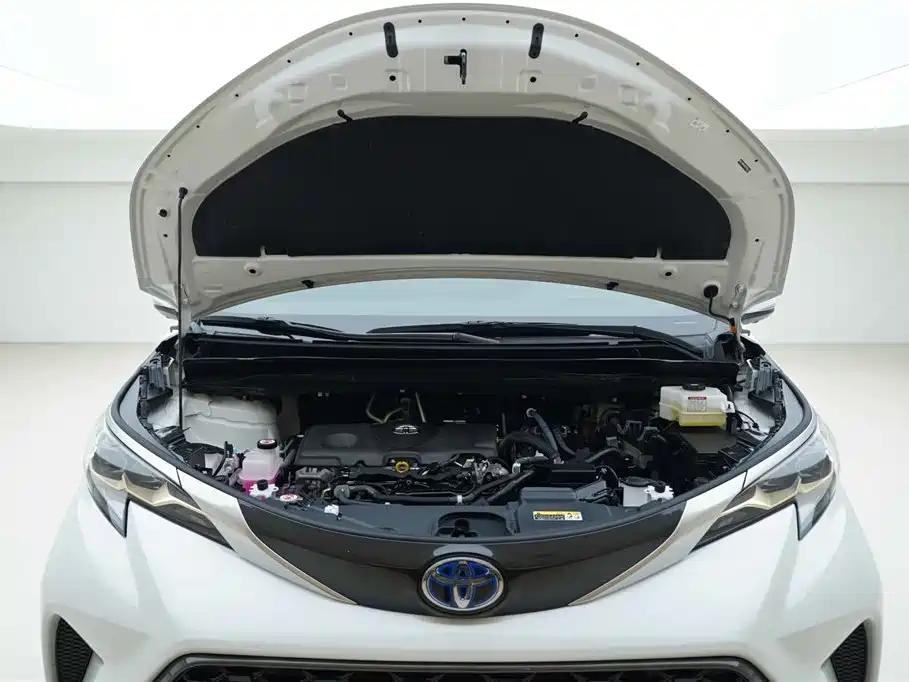 TOYOTA GREVIA