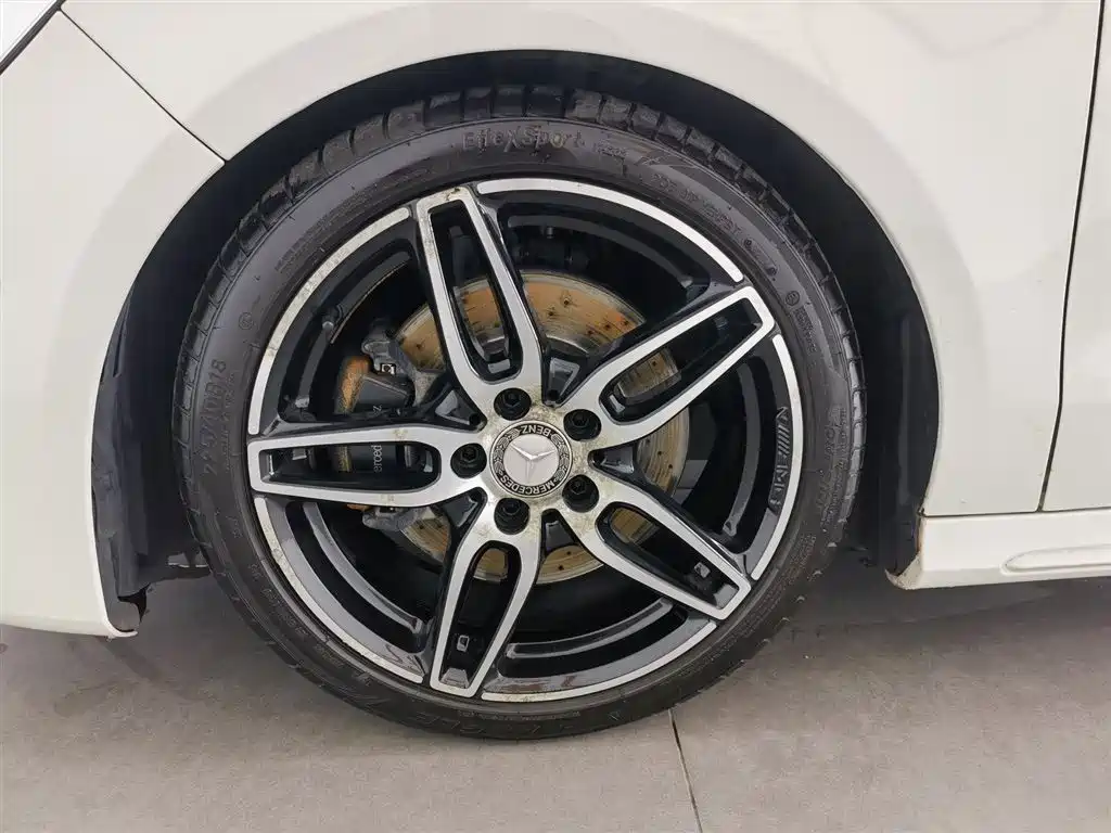 Mercedes-Benz CLA (Import) 2017 CLA 220 4MATIC фото 17