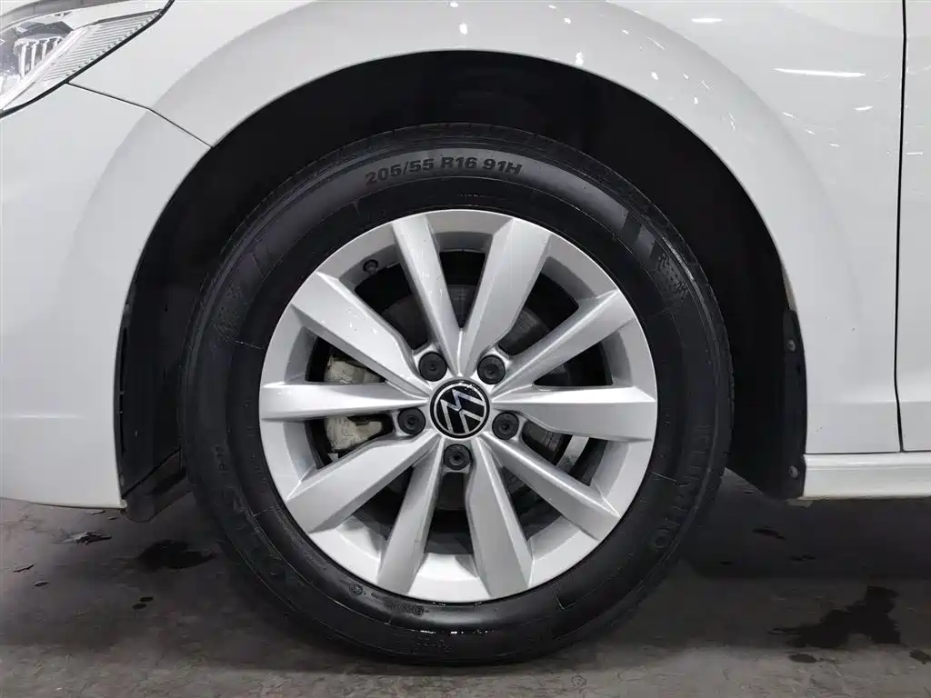 Volkswagen Bora 2021 1.5L Automatic Comfort Smart Edition фото 17
