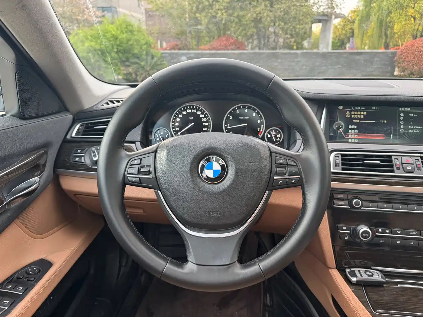 BMW 7 Series 2013 Model 730Li Luxury фото 13