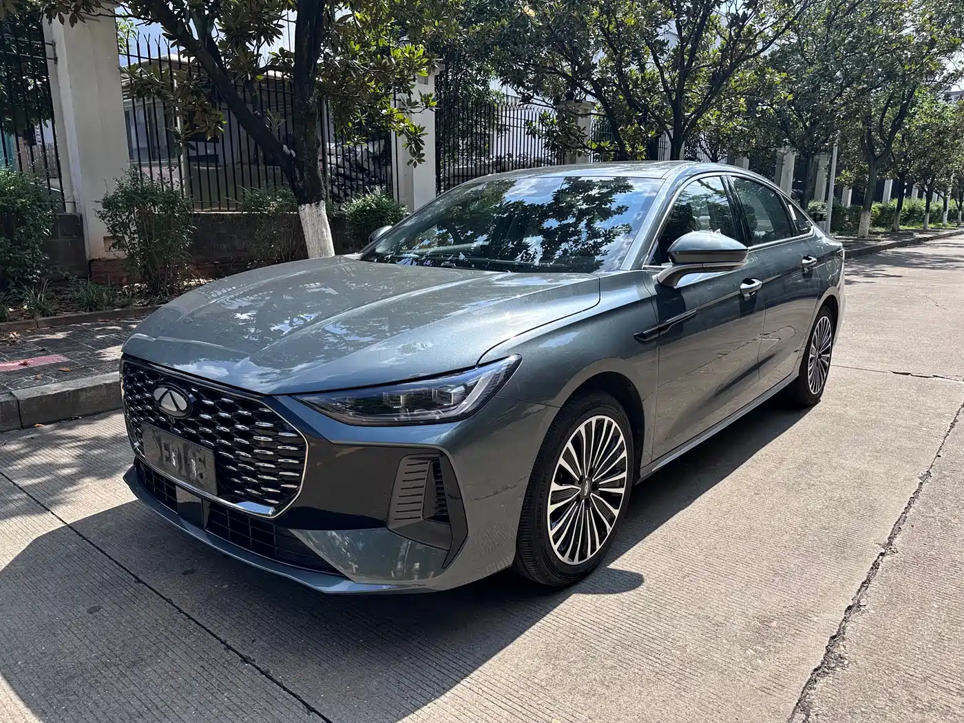 Chery Fengyun A8L 2025 1.5TGDI 145km Standard Type