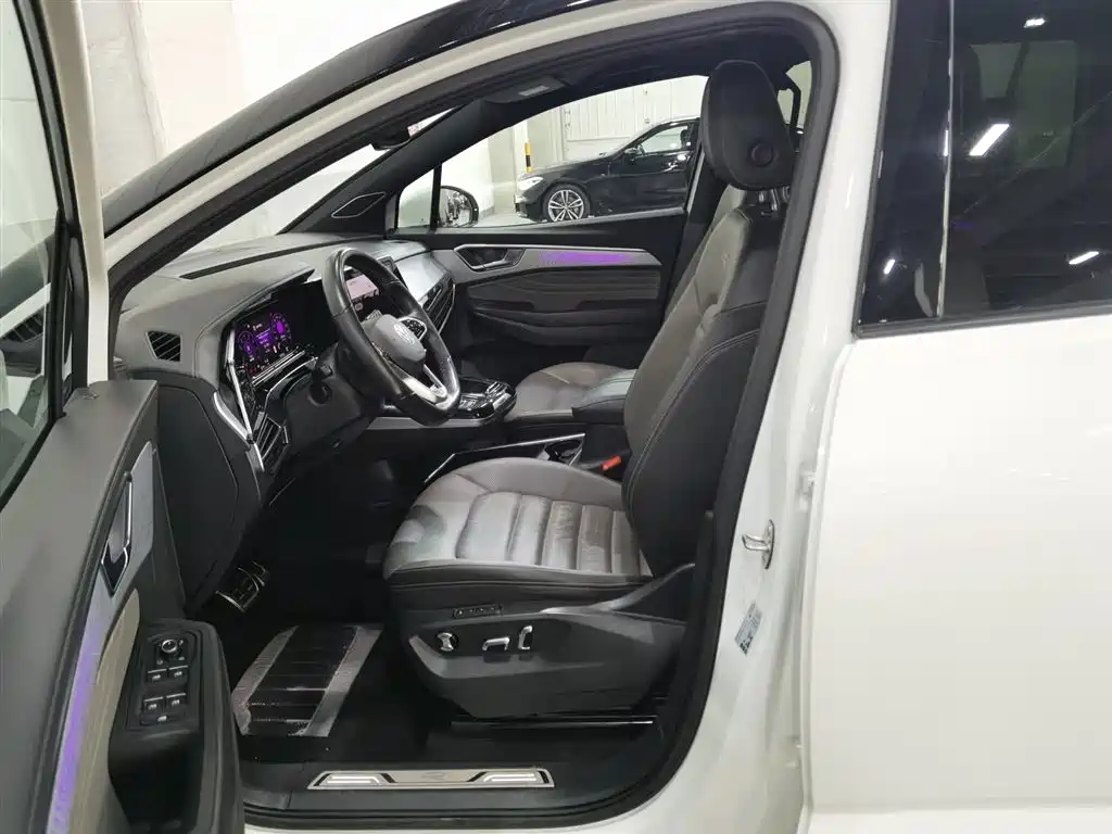 Volkswagen Talagon 2021 380TSI 4WD R-Line Explorer Edition фото 10
