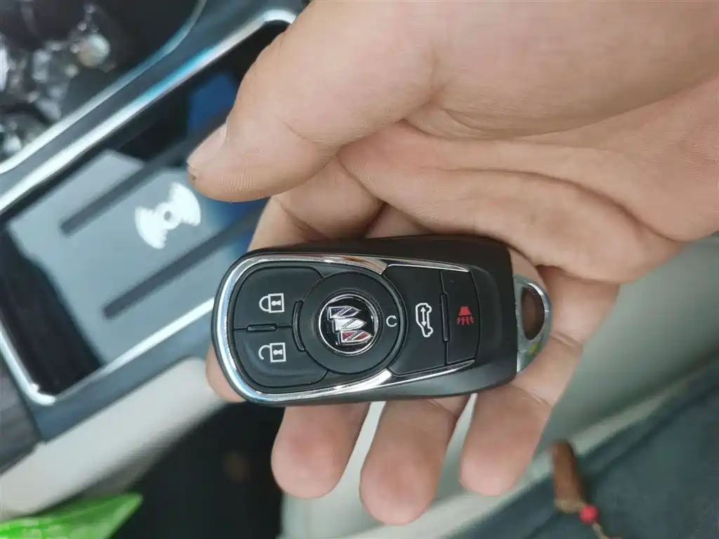 BUICK GL8