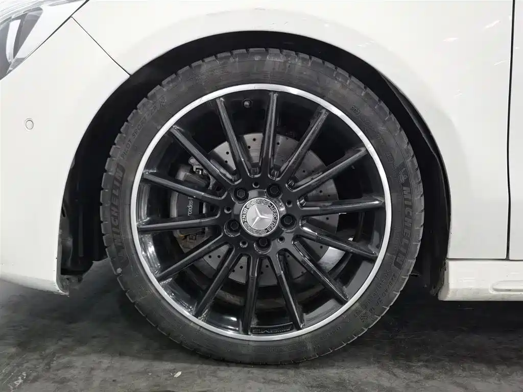 Mercedes-Benz CLA (Import) 2016 Facelift CLA 260 4MATIC фото 17
