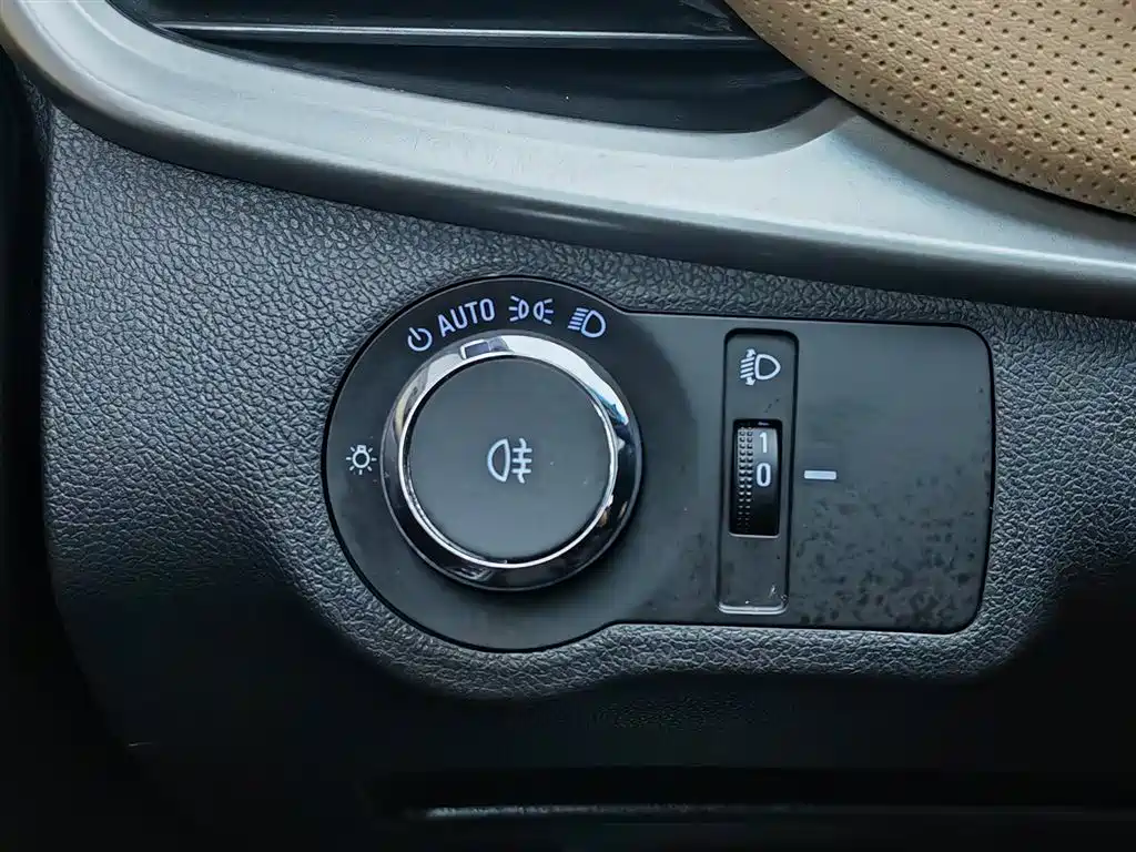 Chevrolet Monza 2022 320 Automatic Enjoyment Sunroof Edition фото 21