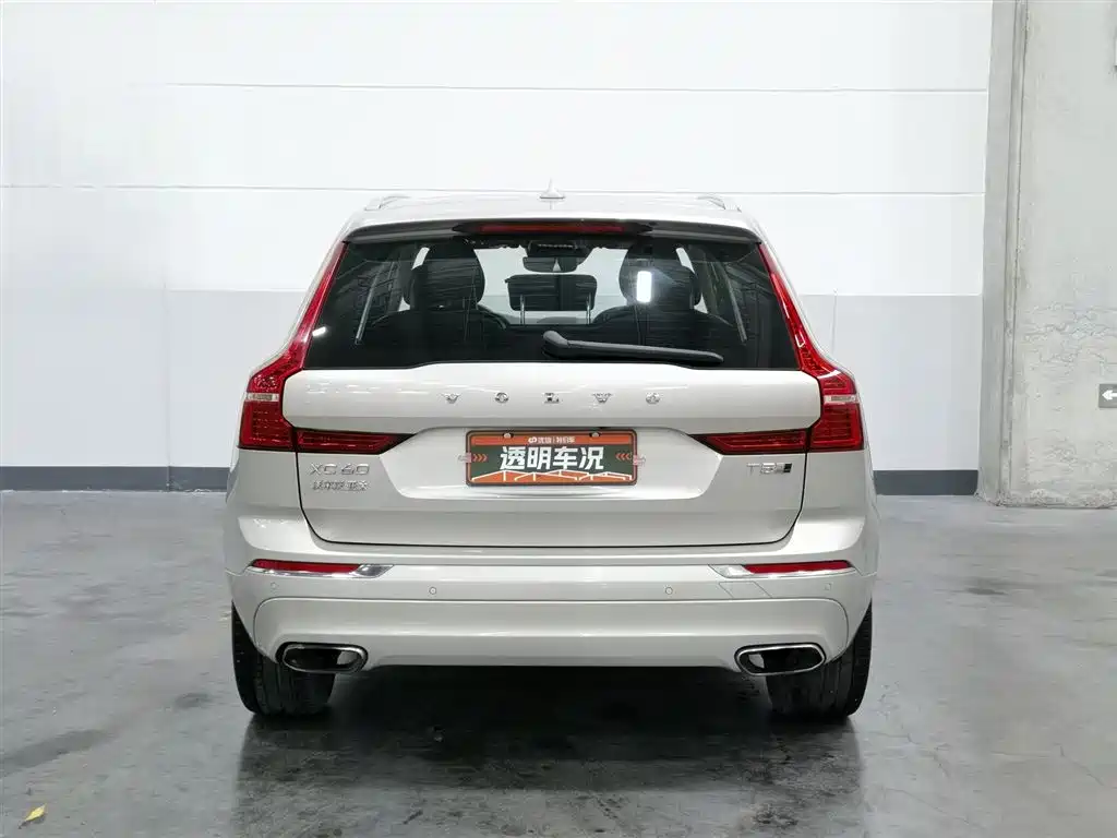 Volvo XC60 2018 T5 AWD Luxury Edition фото 4