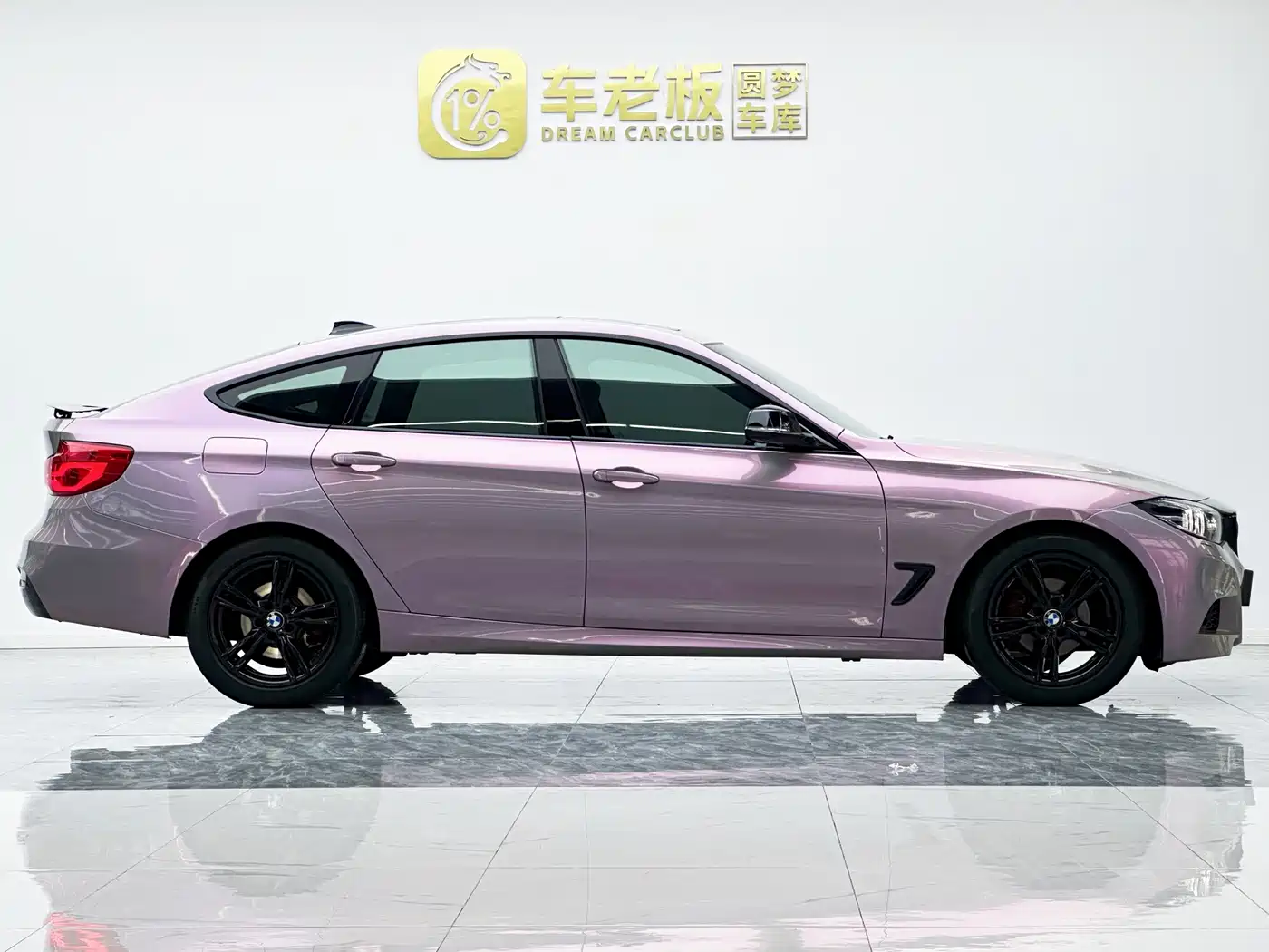 BMW 3 Series GT 2017 320i M Sport фото 3