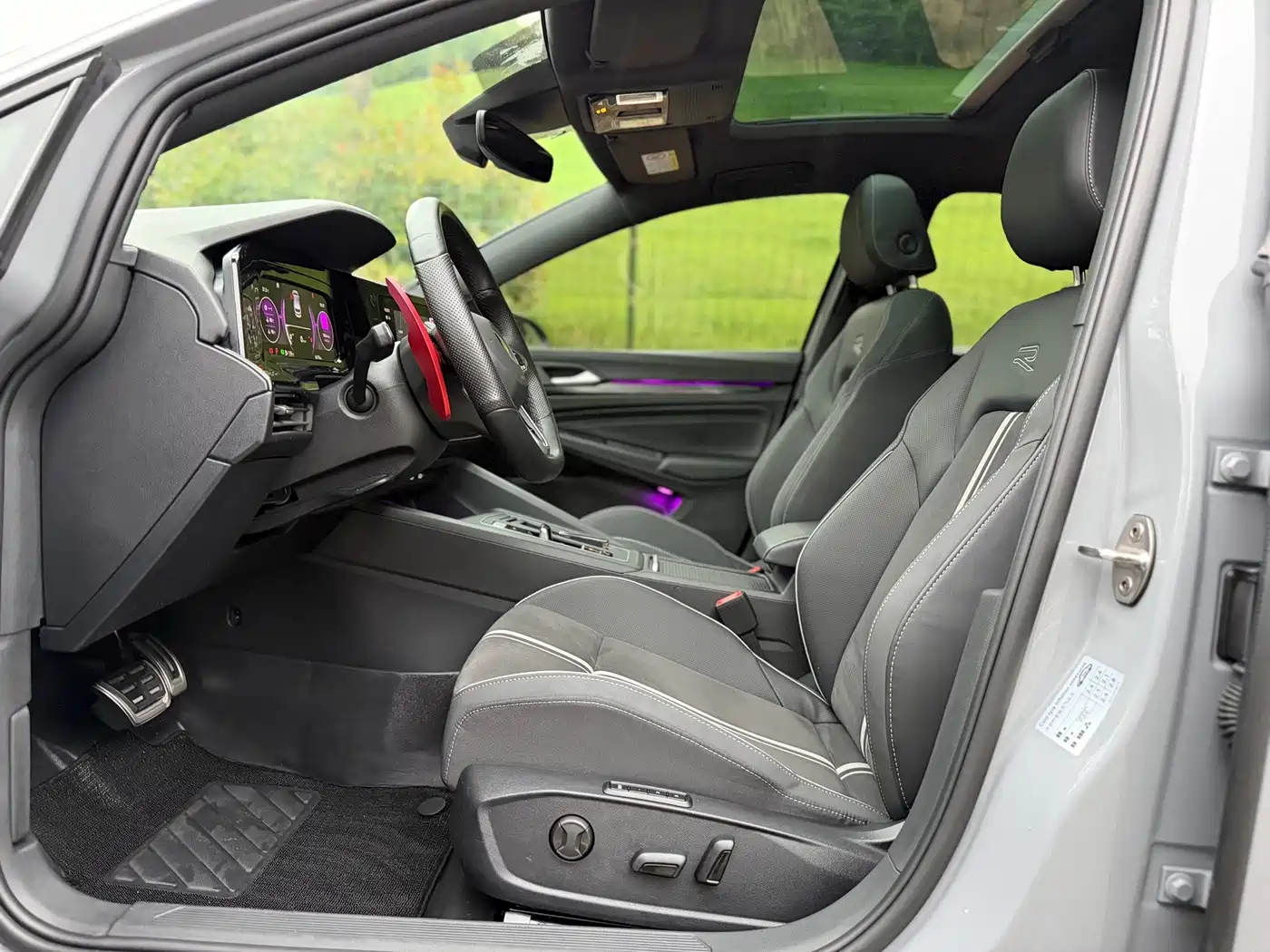 Volkswagen Golf 2021 280TSI DSG R-Line фото 9