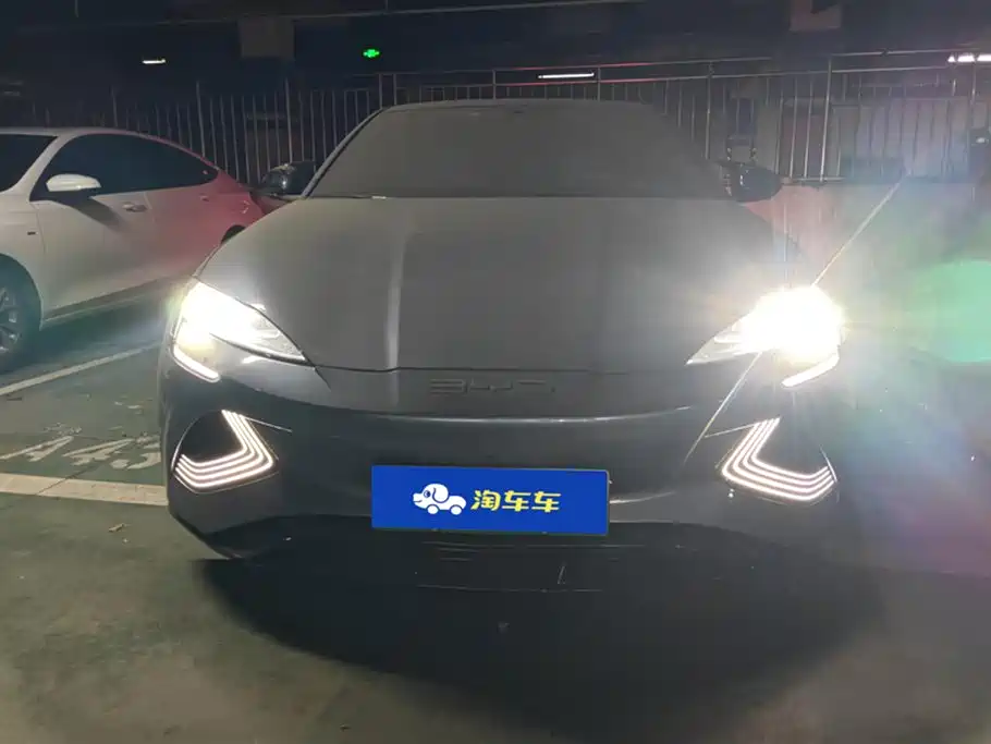 BYD Seal 2022 550km Standard Range RWD Premium фото 2