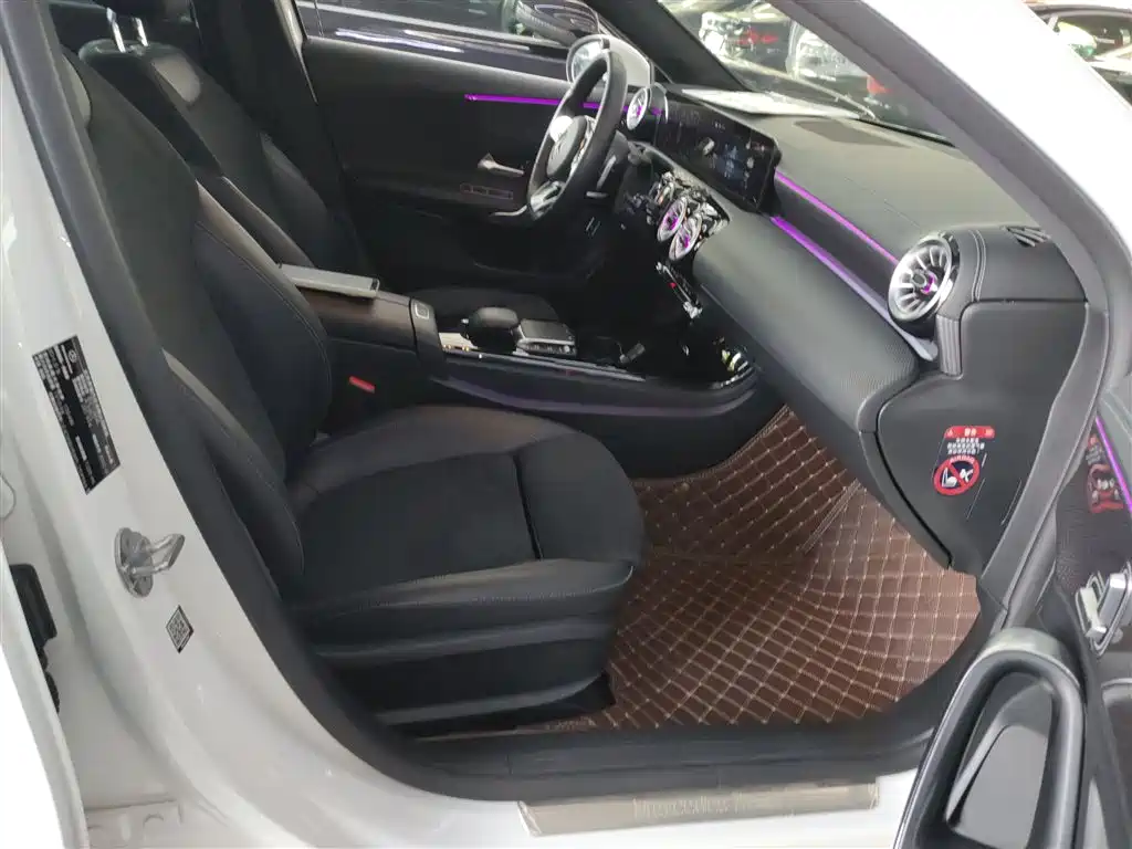 Mercedes-Benz A-Class 2022 Facelift III A 200 L Sport Sedan Fashion фото 20