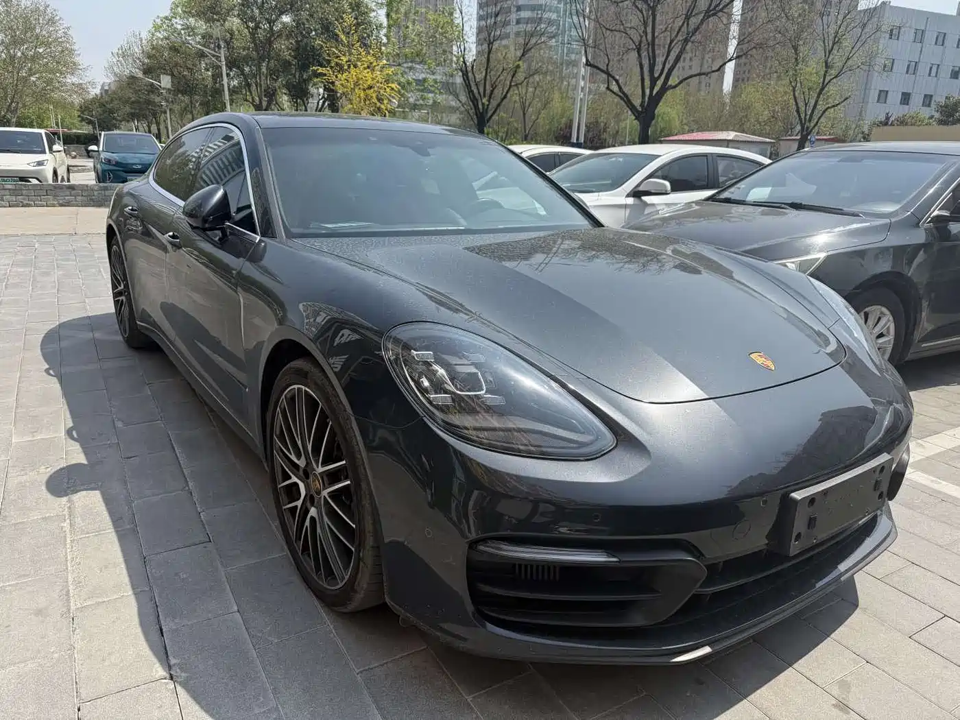 PORSCHE PANAMERA