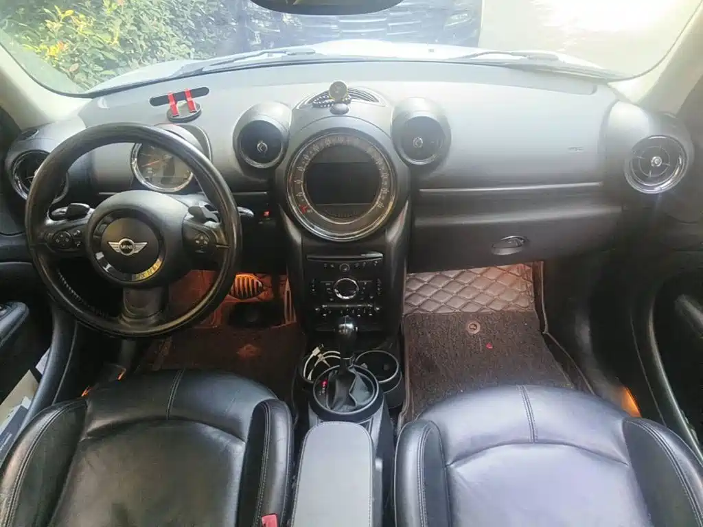 Photo 12 - MINI COUNTRYMAN