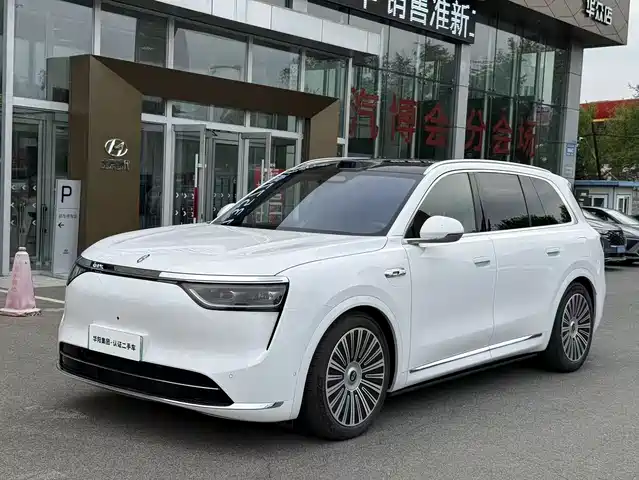 AITO Wenjie AITO M8 2025 Model Extended Range Ultra Edition 53.4kWh 5-Seater