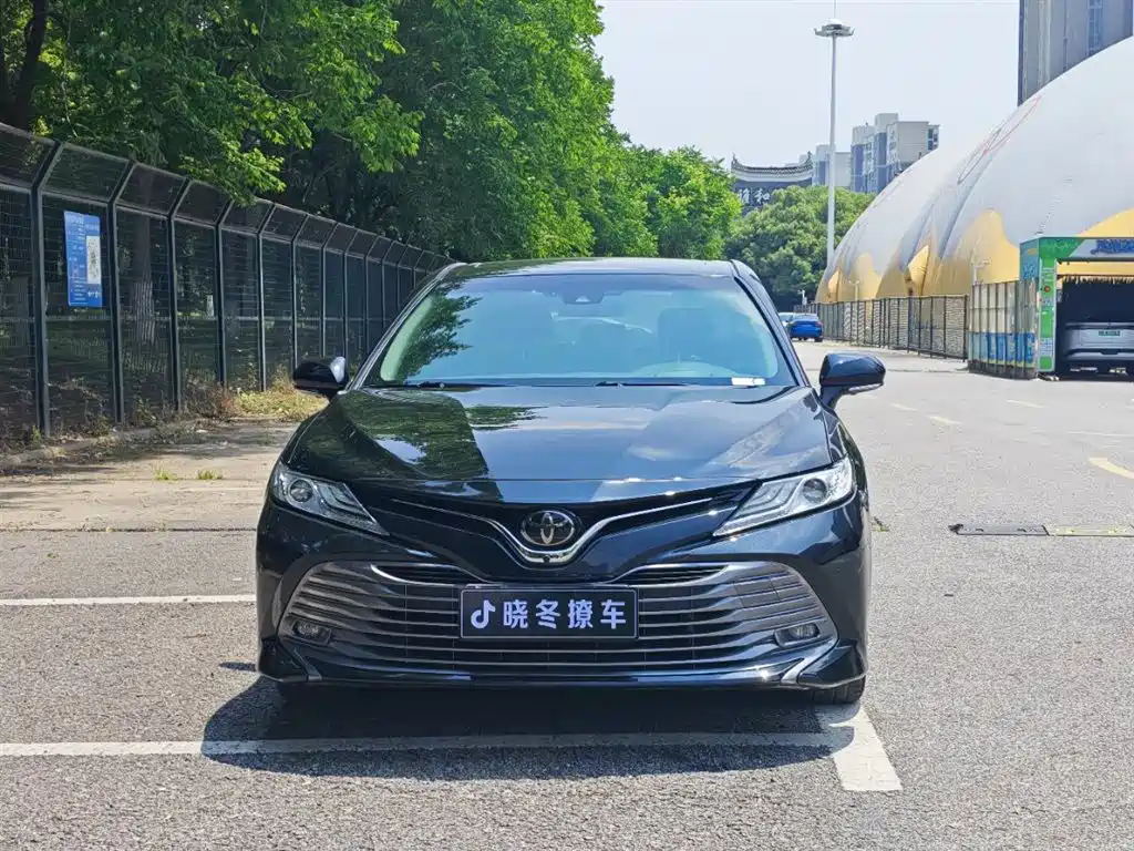 Toyota Camry 2019 2.0G Luxury Edition China VI фото 2