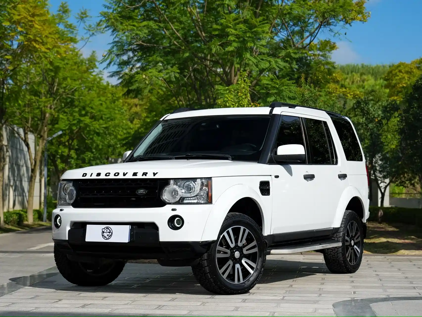 صورة 1 - Land Rover Discovery