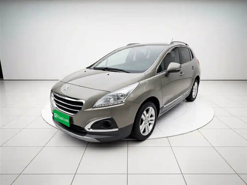 Peugeot 3008 2015 2.0L Automatic Classic Edition фото 2