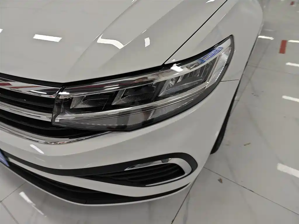 Volkswagen Bora 2025 Facelift 200TSI DSG Navigation Edition фото 18
