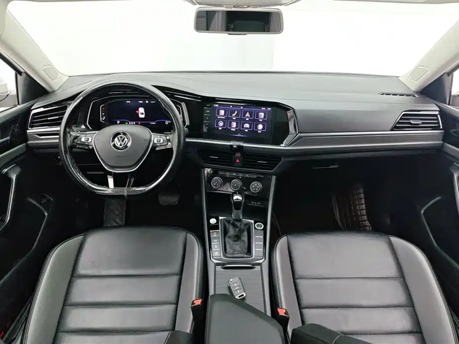 Volkswagen Sagitar 2022 280TSI DSG Surpassing Edition фото 12
