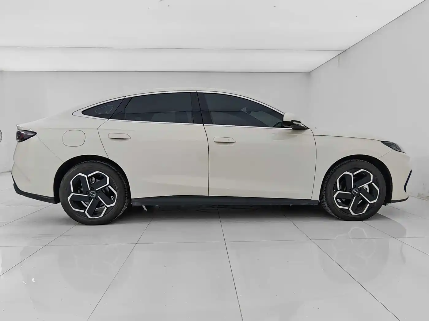 BYD Seal 06 New Energy 2024 DM-i 120KM Flagship фото 8