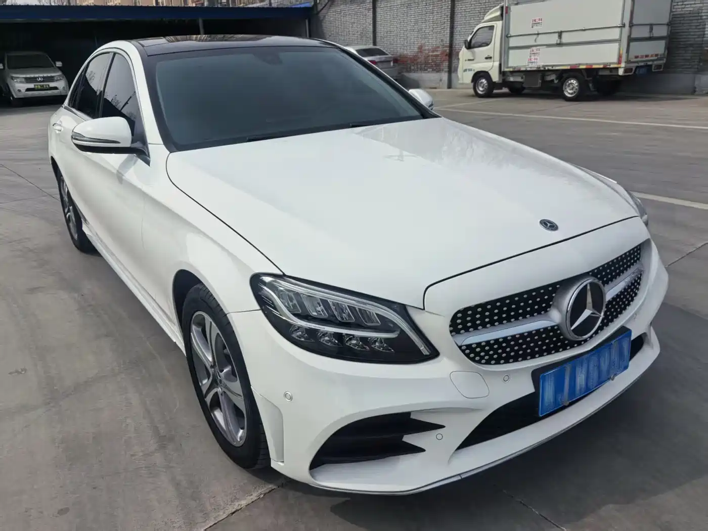 MERCEDES-BENZ CLASS C
