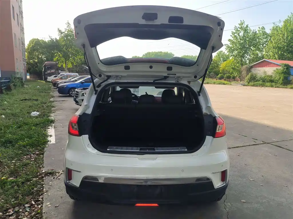 JAC Motors Refine S2 2016 2017 1.5L Manual Luxury Smart