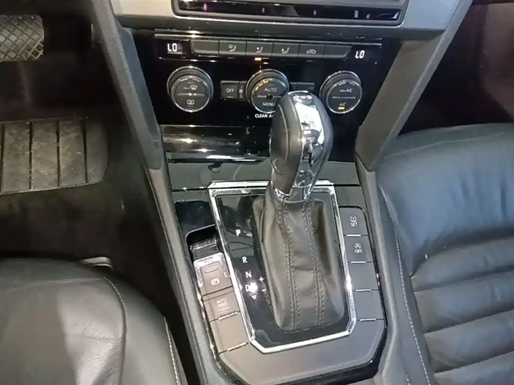 Volkswagen Lamando 2018 280TSI DSG Comfort Edition фото 14