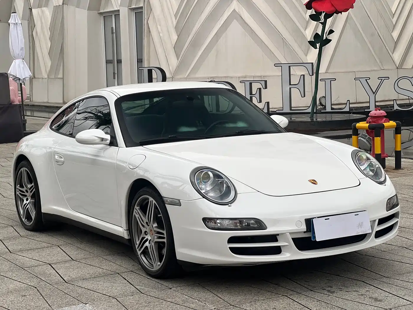 Фото 3 - Porsche 911