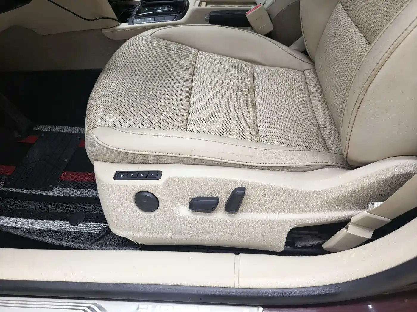 Škoda Superb 2014 2013 1.8TSI Automatic Elegance Edition