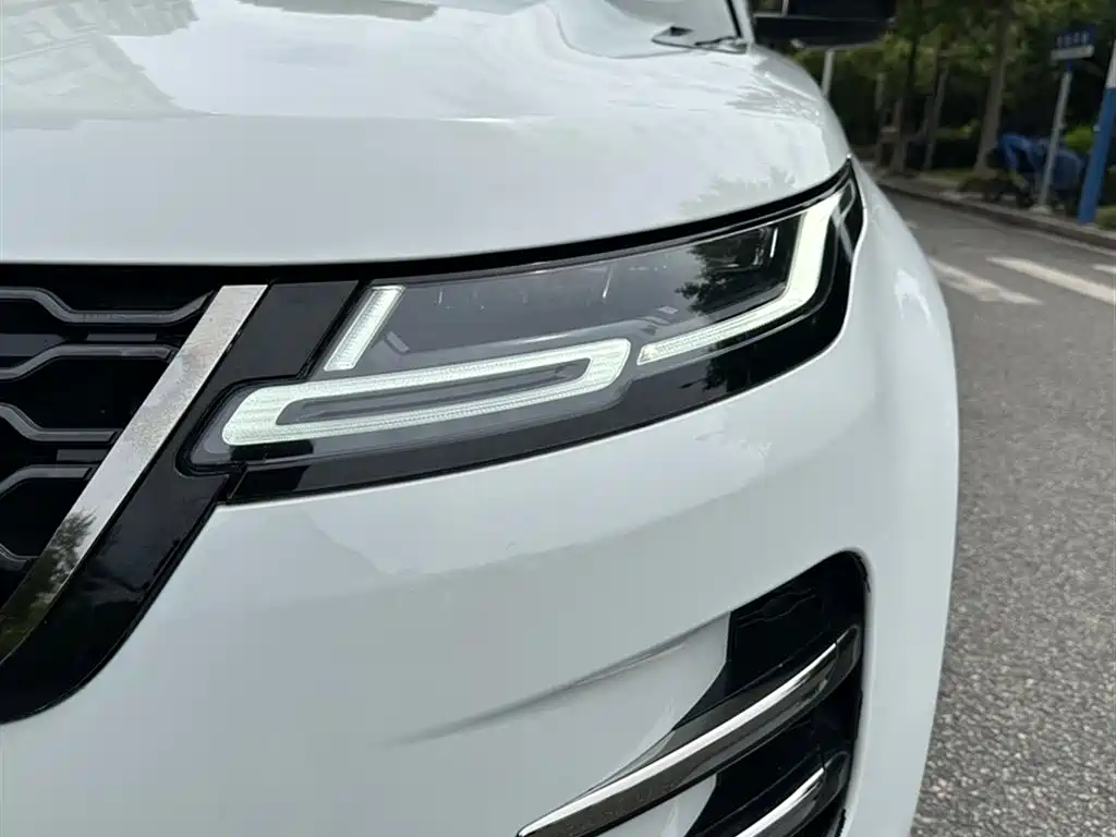 Land Rover Range Rover Evoque 2021 Range Rover Evoque L 249PS R-Dynamic S Performance Edition фото 23