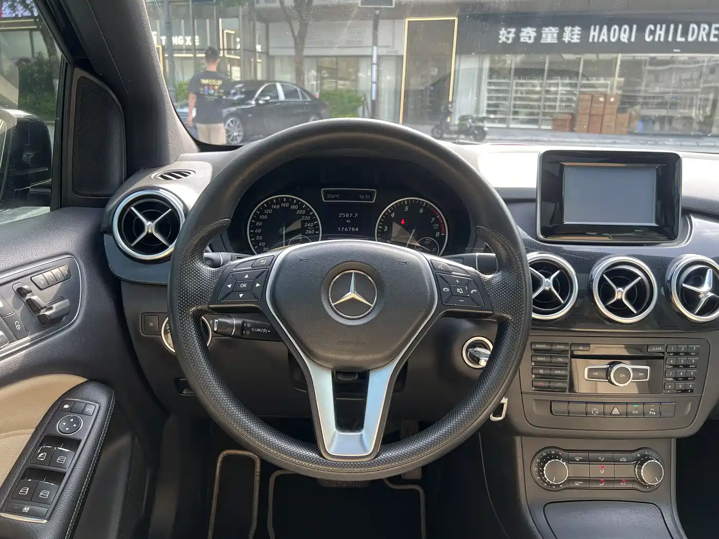 Mercedes-Benz B-Class 2012 B 180 фото 13