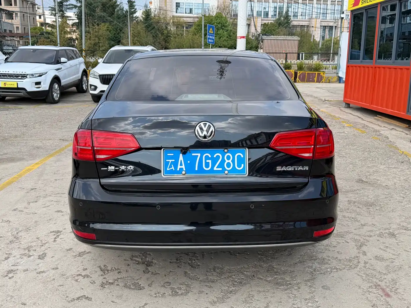 Volkswagen Sagitar 2017 180TSI Auto Exclusive Edition фото 3