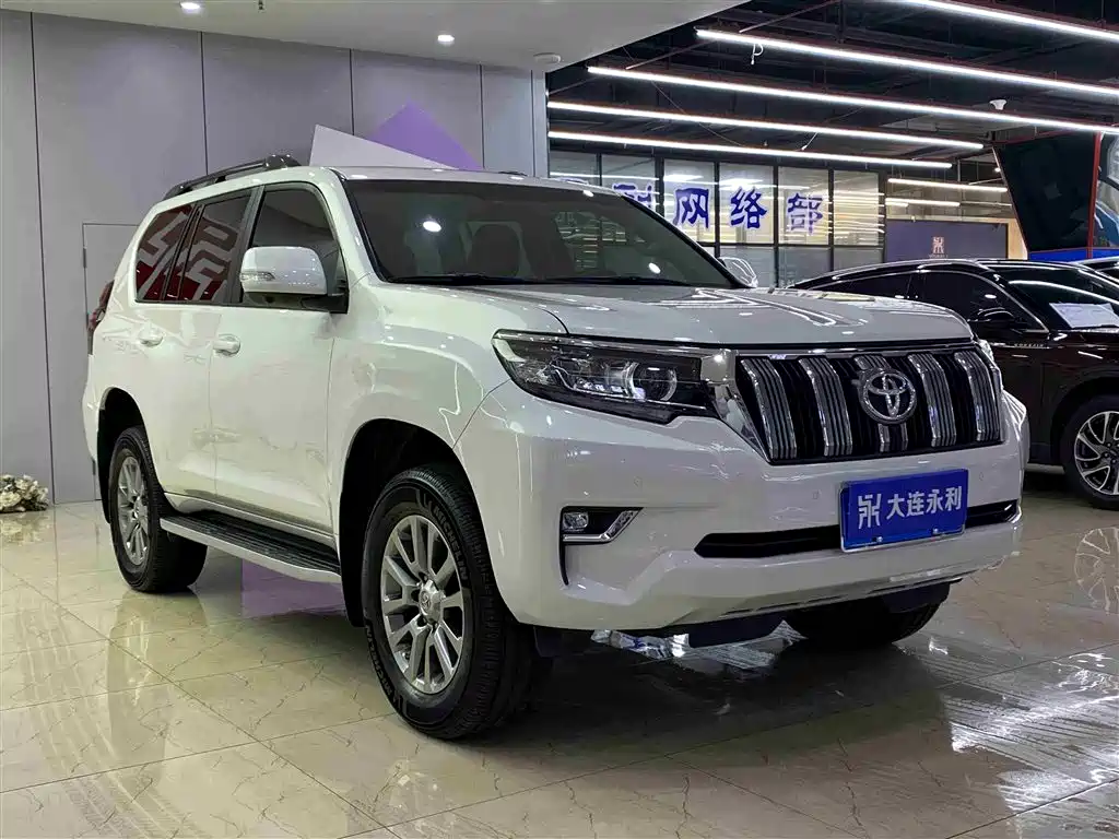 Toyota Prado 2018 3.5L Auto TX фото 3