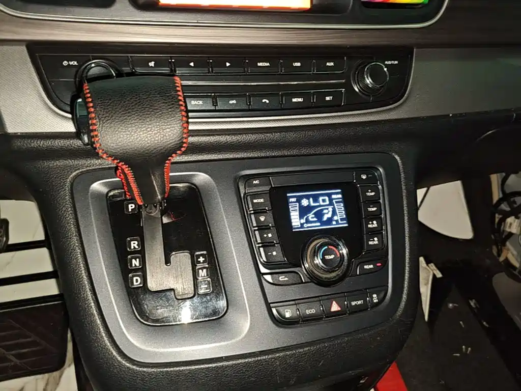 SAIC Maxus Maxus G10 2019 2018 PLUS 2.0T Auto Smart Enjoyment Edition